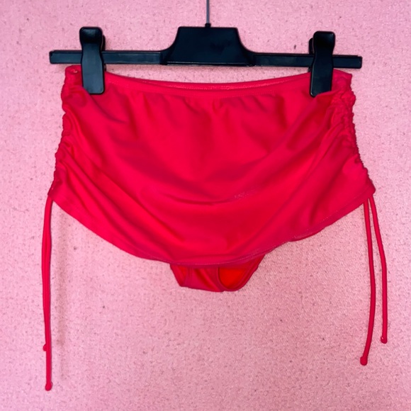 2 bathing suit skirt bottoms from George - Picture 7 of 10